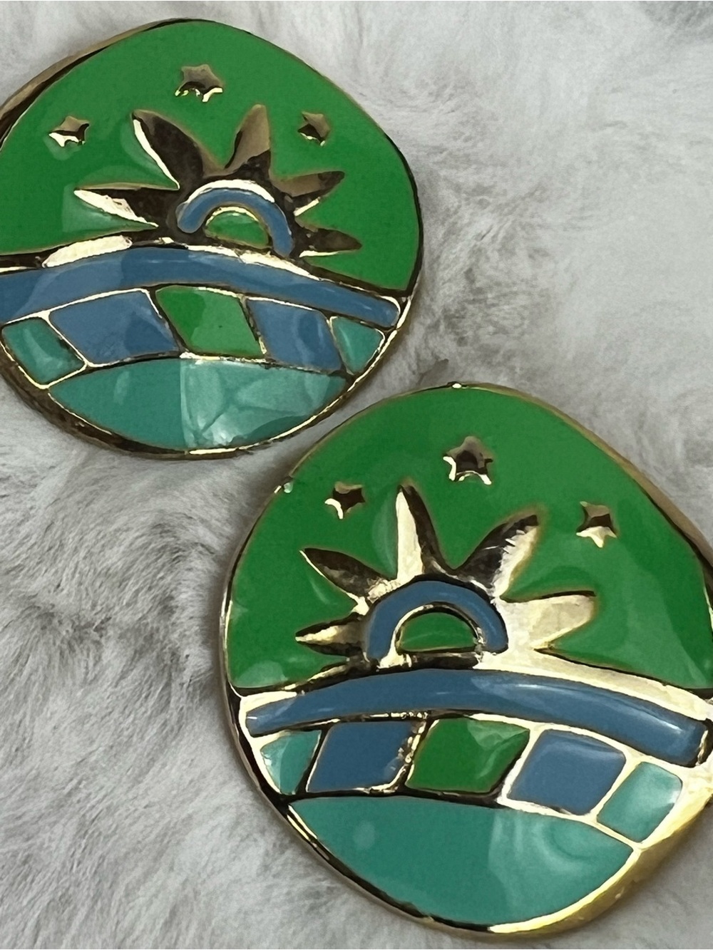 VTG 80s Green Blue Enamel Geometric Sun Landscape Post Earrings - Picture 7 of 8